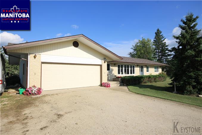 Property 582 Main St img1