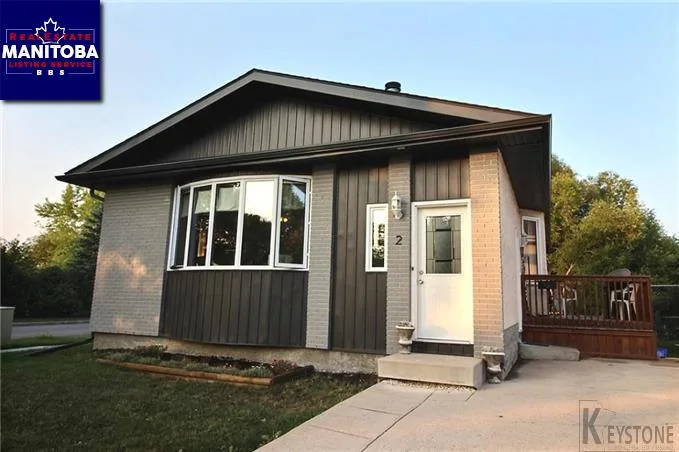 2 Chabbert Pl, Winnipeg