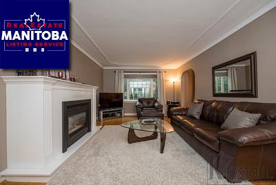 Property 561 Waverley St E img1