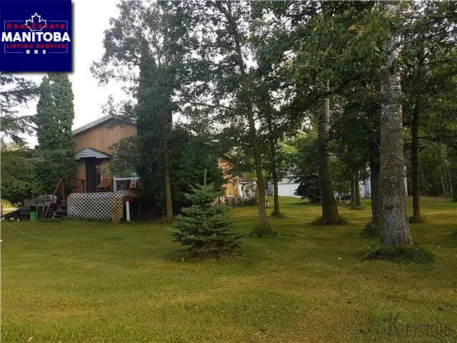 51 East Lakeshore Bay, St Malo