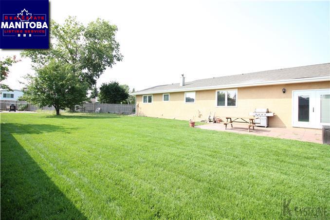 Property 9 Carnaby Pl img1