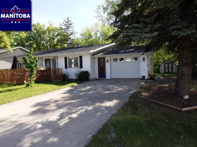 Property 140 Elm St Se img1