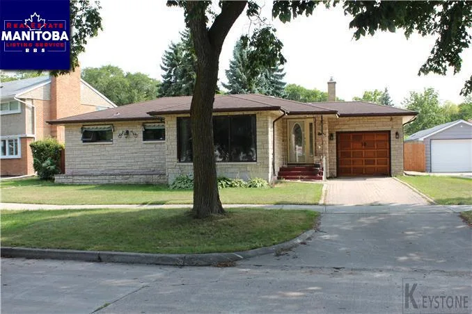 10 Kern Dr, Winnipeg