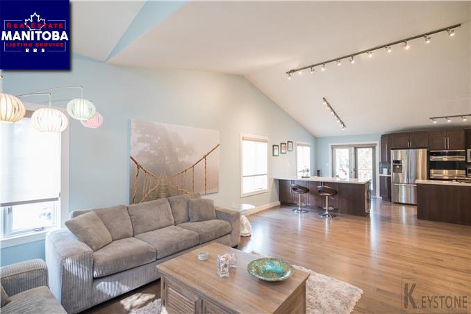 Property 283 Emerson Ave img1