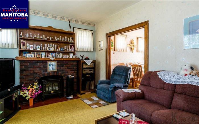 Property 262 Inkster Blvd img1