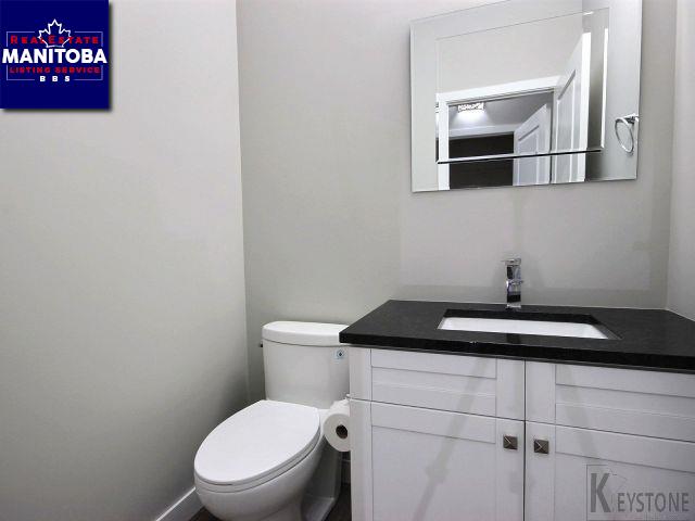 Property 136 Morley Ave img1