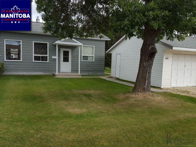 Property 65 Willow Dr Main image