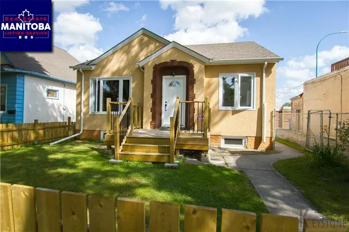 553 Bannerman Ave, Winnipeg
