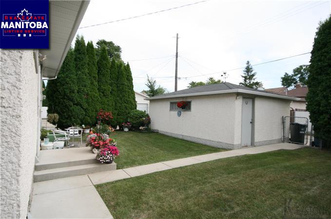 Property 1142 Burrows Ave img1