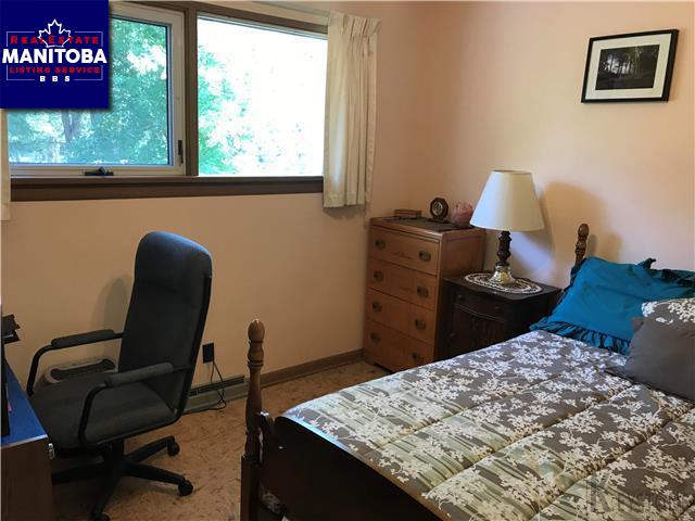 Property 549 Buckingham Rd img1