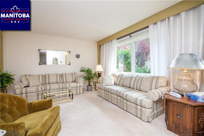 Property 58 Inwood Cr img1