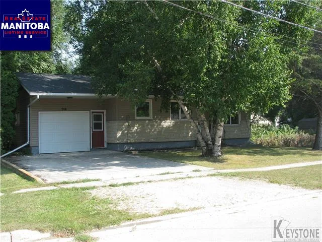 2 Bed House for Sale at 246 Lucinda St S, Morris, MB - MLS® #1723249
