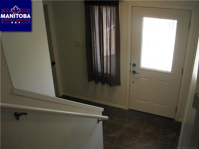 Property 6 Laing Gate img1