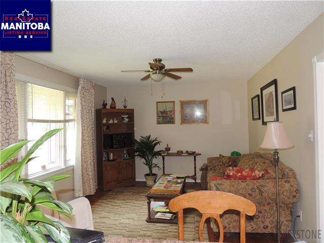 Property 774 Beach Ave img1