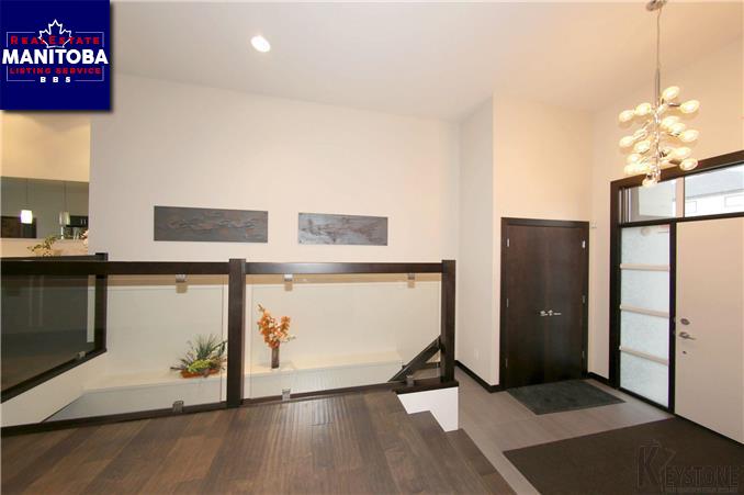 Property 69 Oak Lawn Rd img1