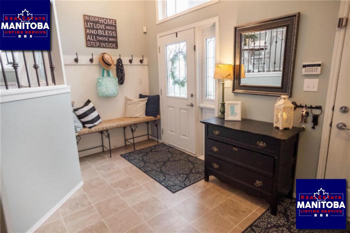 Property 18 Edna Perry Way img1