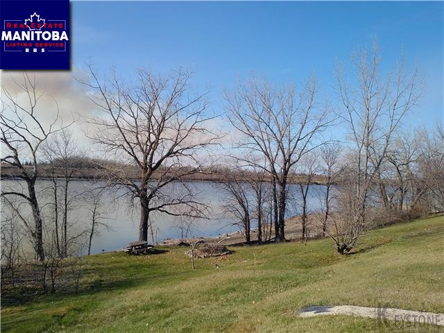 Property 3660 Henderson Hwy img1