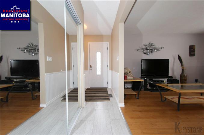 Property 59 Amelia Cr img1