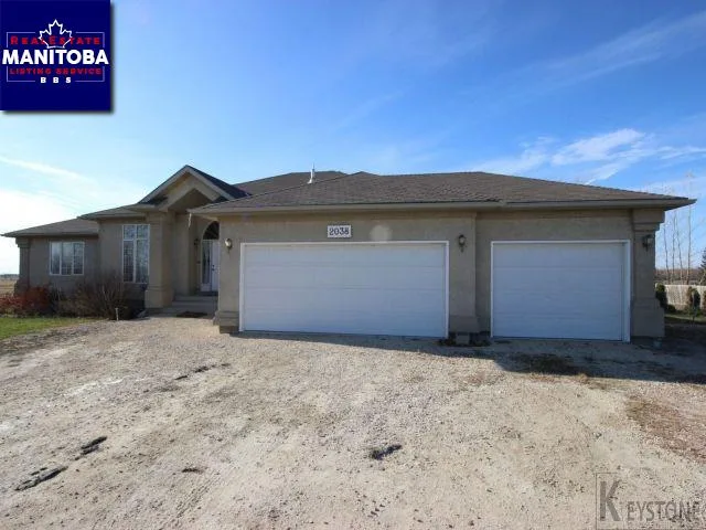 2038 Loudoun Rd, Winnipeg