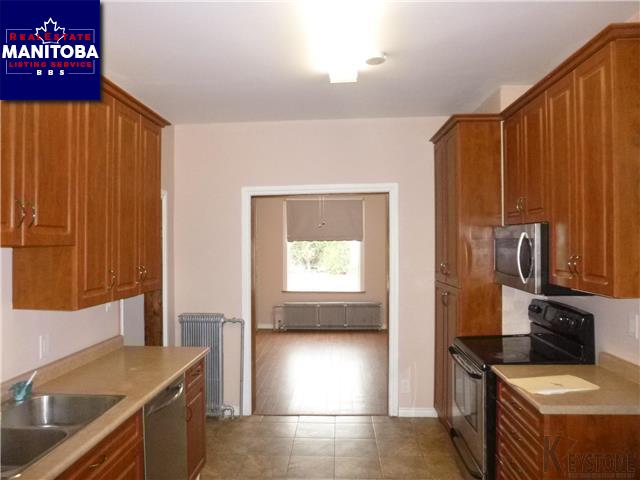 Property 306 Donald Ave img1