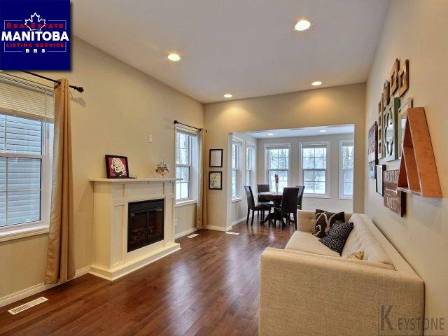 Property 12 Park Cir img1