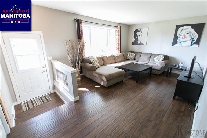 Property 140 Fifth St S img1