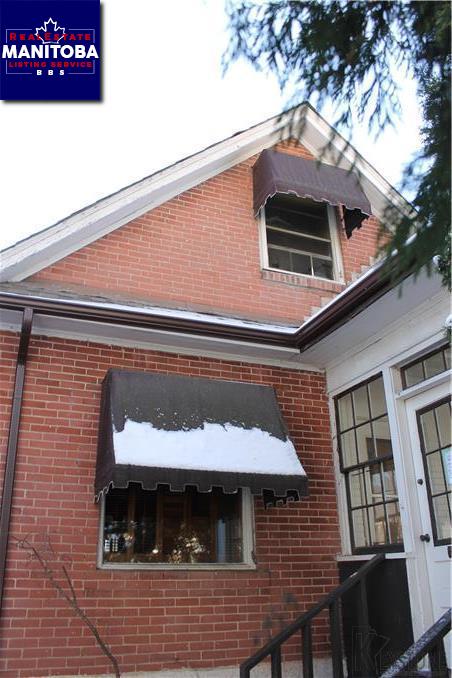 Property 146 Lansdowne Ave img1