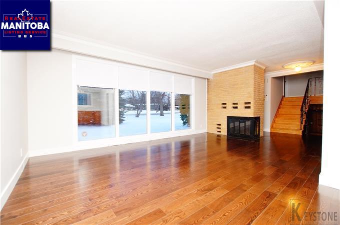 Property 807 South Dr img1