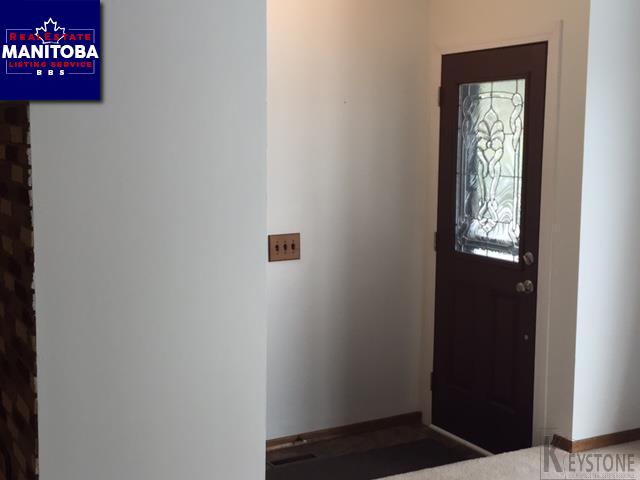 Property 118 Harwood Cr img1