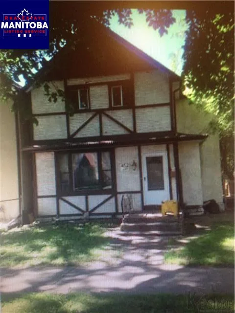 452 St Johns Ave, Winnipeg