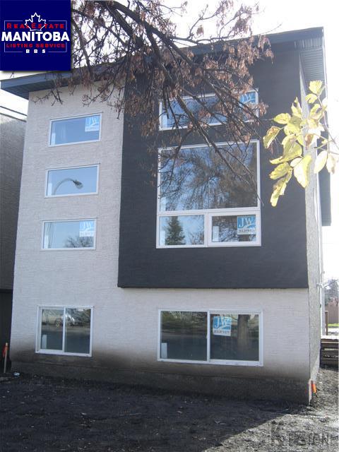 Property 864 Hector Ave Main image