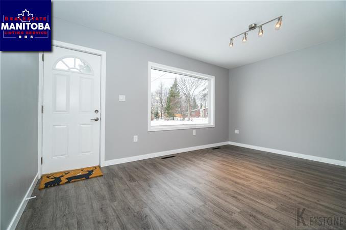 Property 94 Sadler Ave img1