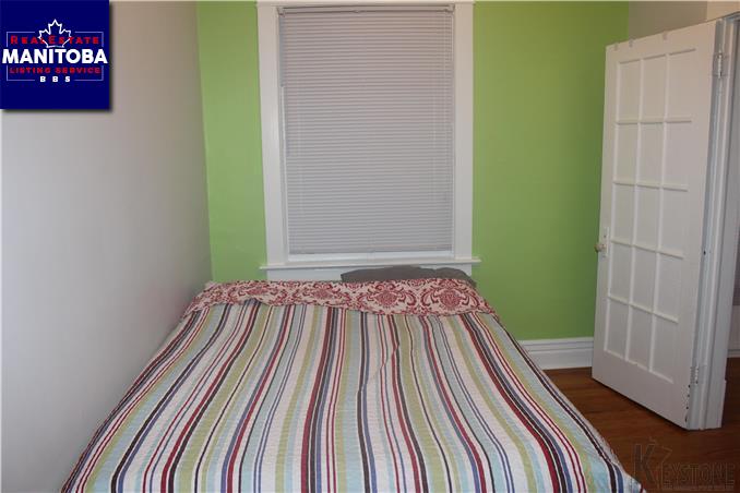 Property 532 Larsen Ave img1