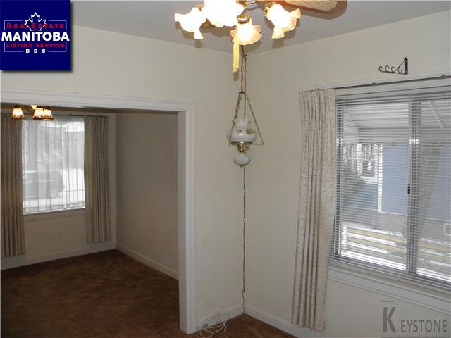 Property 644 Dudley Ave img1