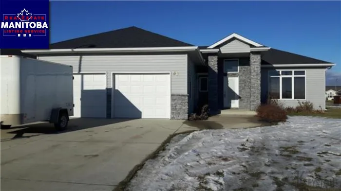 80 Westbrook Bay, Steinbach