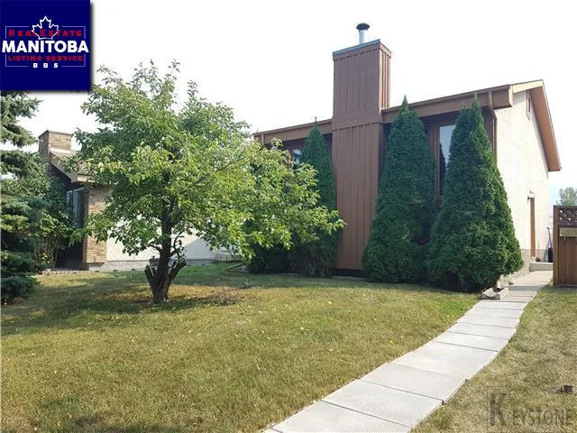 18 La Porte Dr, Winnipeg