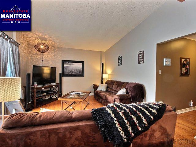 Property 28 Lachine Rd img1