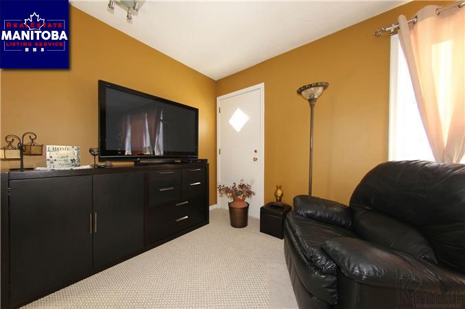 Property 565 Jefferson Ave img1