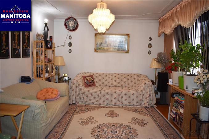 Property 693 Arlington St img1