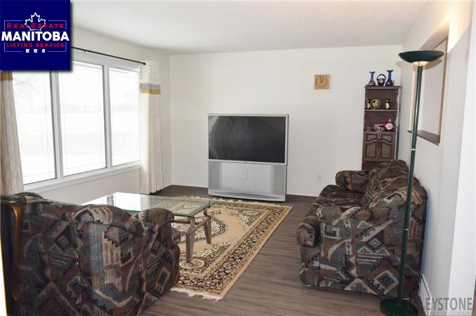 Property 183 Stradford St img1