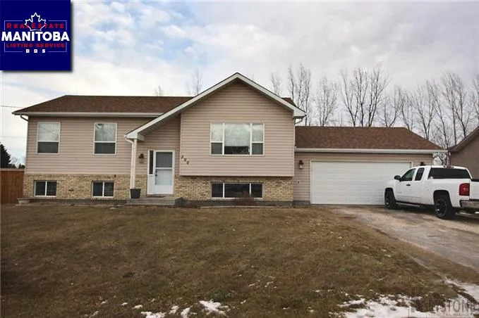 3 Bed House for Sale at 300 Hamilton Rd, Ile Des Chenes, MB - MLS® #1730028