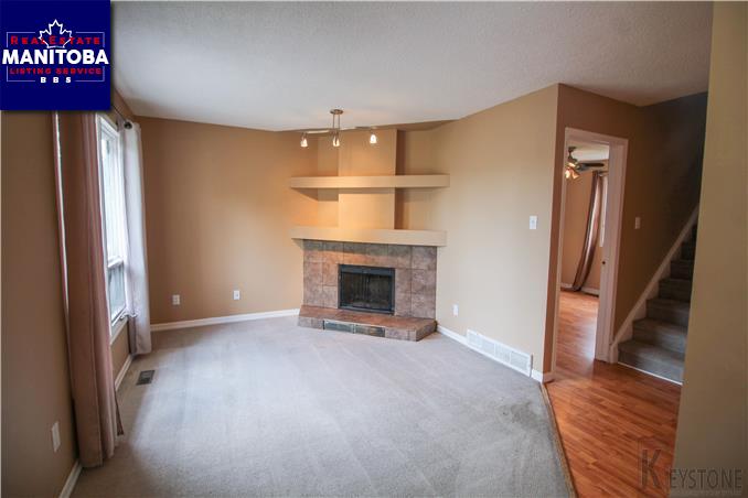 Property 14 Birchtree Pl img1