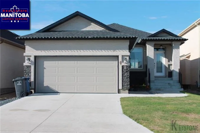 7 Islington Crt, Winnipeg