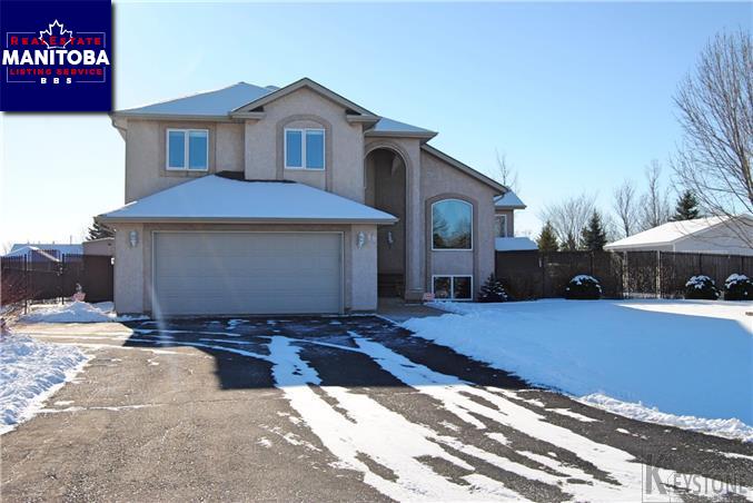 Property 88 Willow Ave E Main image