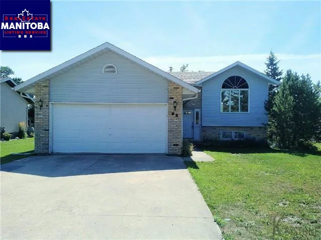 4 Bed House for Sale at 25 Edelweiss Cr, Niverville, MB - MLS® #1730375
