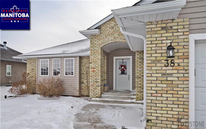 Property 38 Clearwater Ave img1