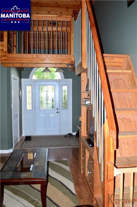 Property 624 Mcdonald Bay img1