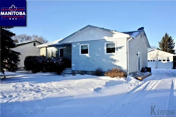 3 Bed House for Sale at 8 Oak Park Dr, Stonewall, MB - MLS® #1730527