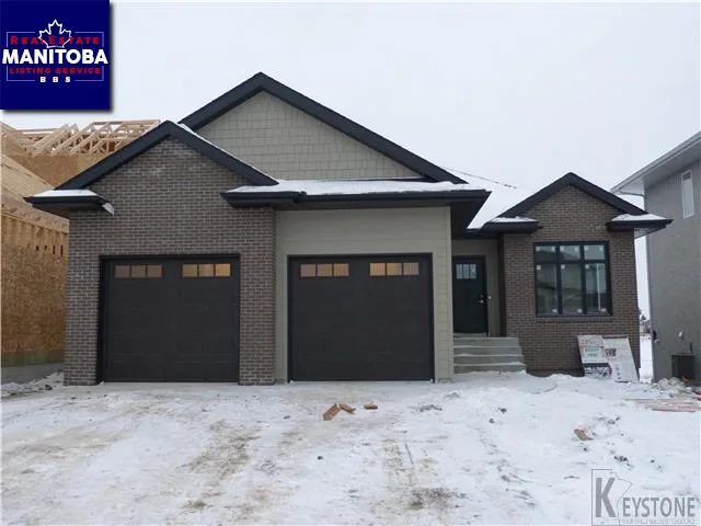 135 Philip Lee Dr, Winnipeg