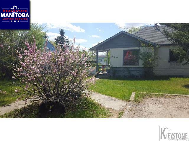 Property 940 11th Ave S Main image